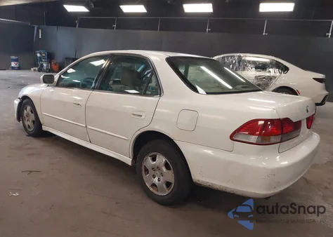 2002 Honda Accord 3.0 Ex из США, поврежденный, VIN 1HGCG16552A058153